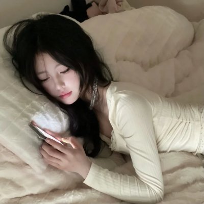 枝头凤